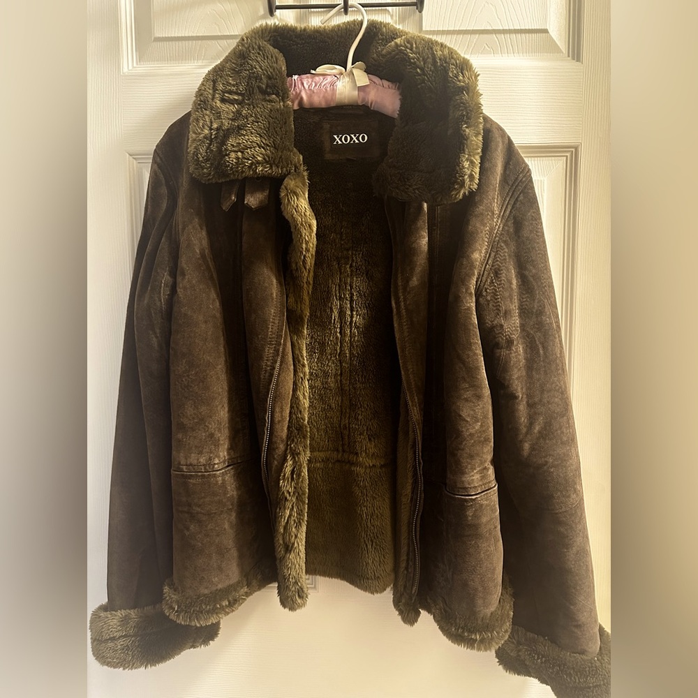 Xoxo suede faux fur jacket, barely worn maybe twice! Excellent condition!